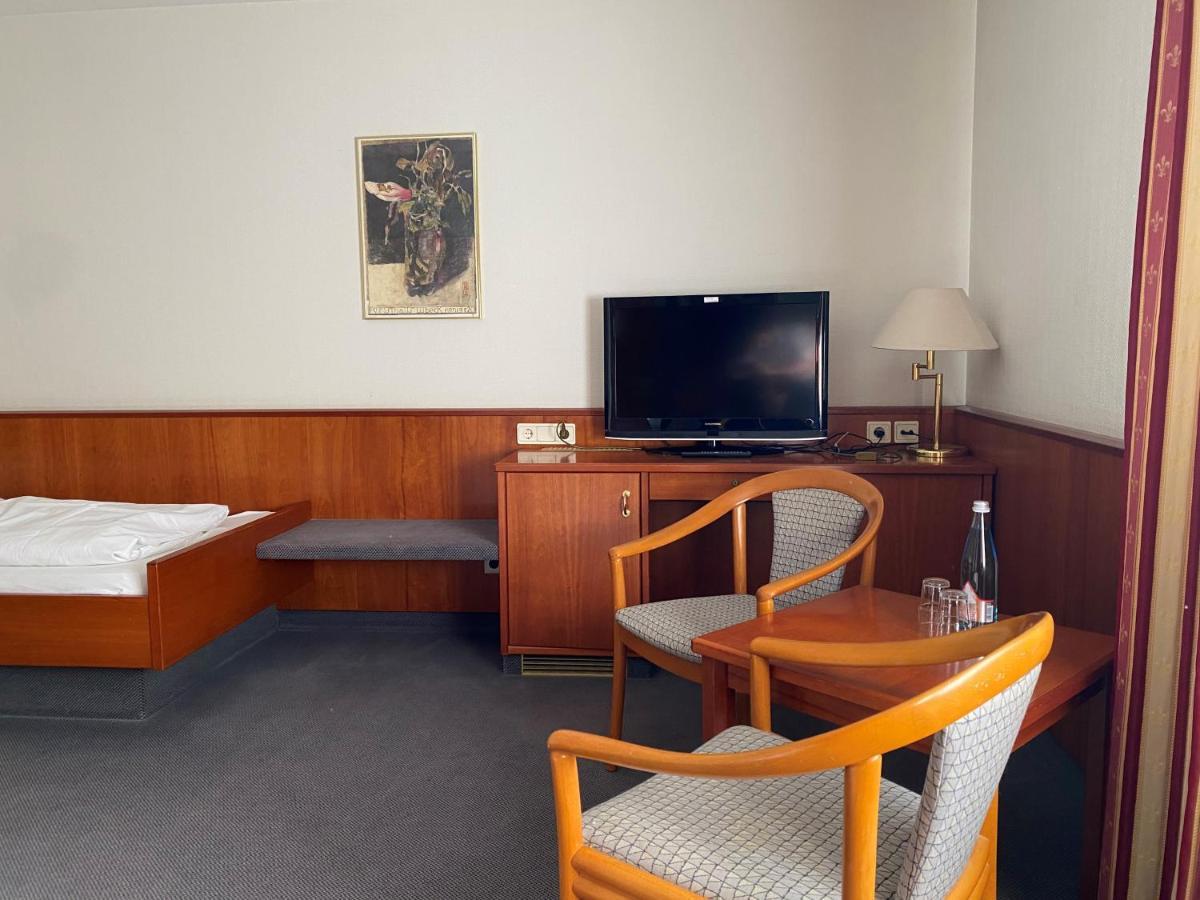 Invite Löwen Hotel 3*